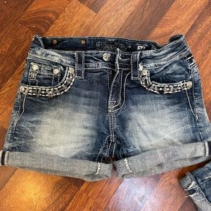 Miss me shorts size 24